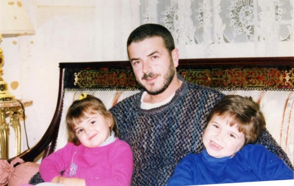 Ziad with his daughters