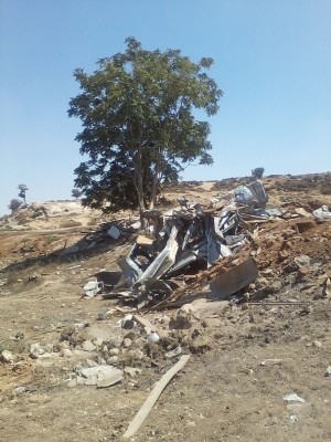 Destroyed Bedouin homes (photo by ISM)