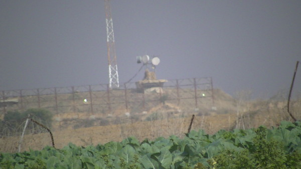 Israeli surveillance technology overlooks Palestinian farmland in Beit Hanoun- Picture taken by Corporate Watch, November 2013