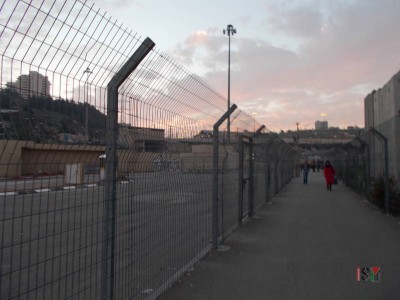 The way towards the Shuafat checkpoint