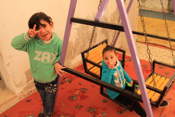 Palestinian kindergarteners full of love 
