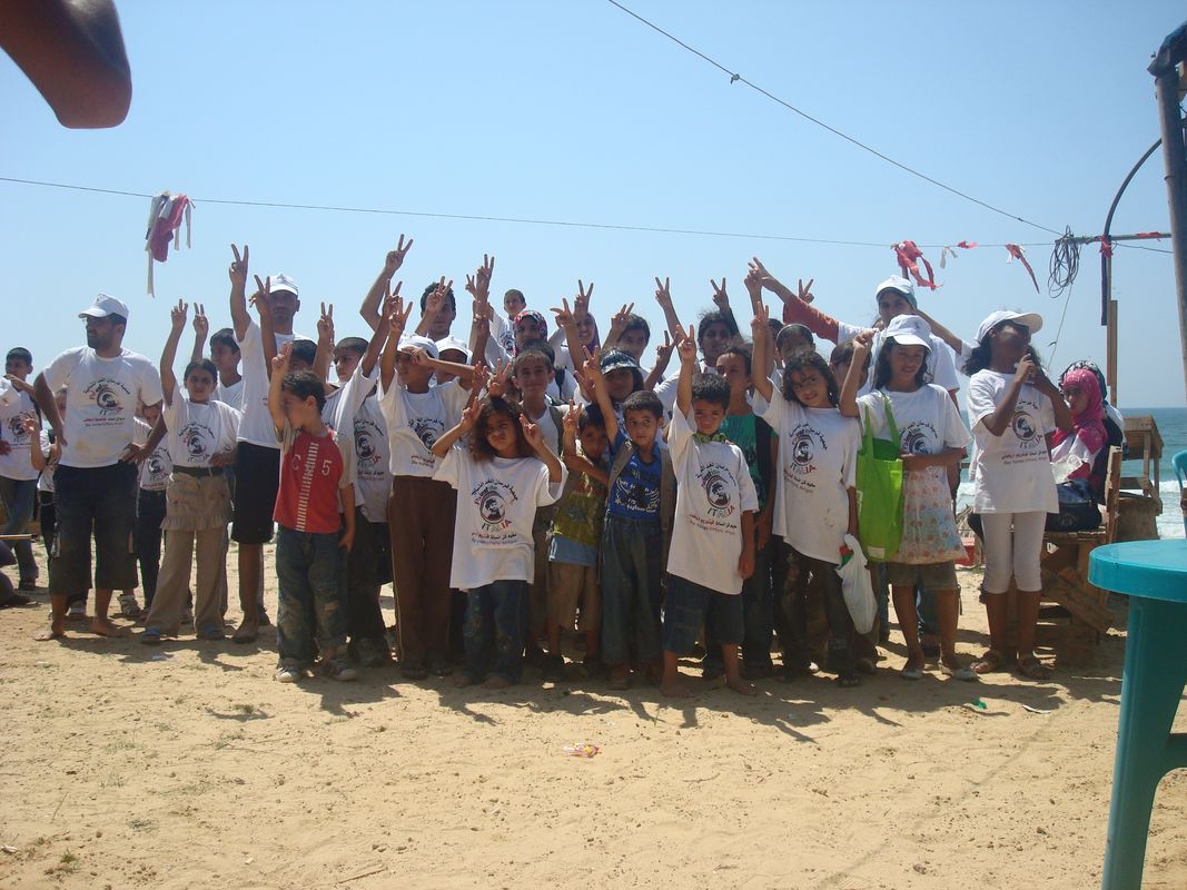 Gaza summer camp teaches service, struggle