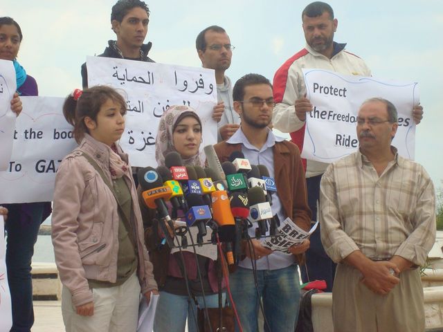 Palestinians gather in Gaza Seaport to support Freedom Waves flotilla