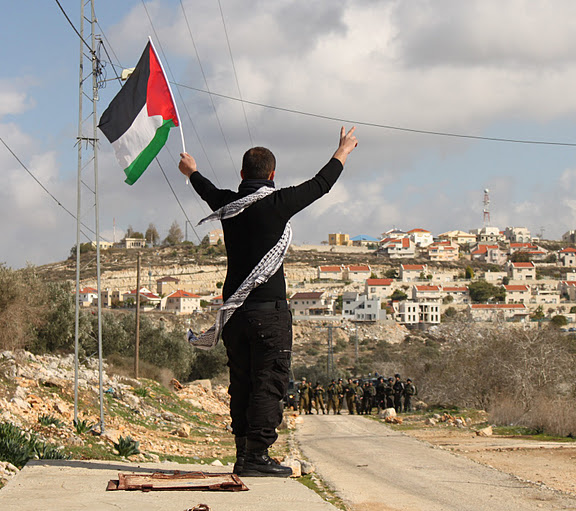 Military teargases Kufr Qaddoum following nightly raids and arrests