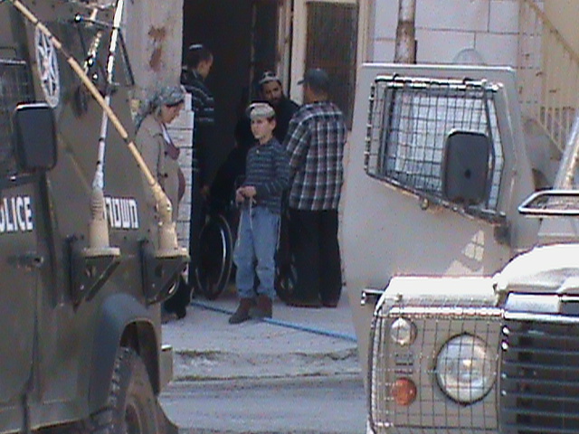 Settlers occupy Palestinian house in Al Khalil