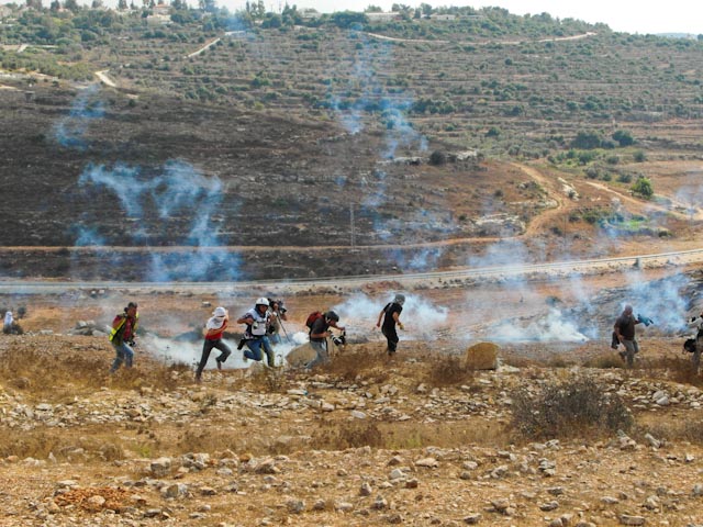 Teenager Injured By Tear Gas Canister at Weekly Protest in Nabi Saleh