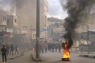 Clashes erupt in Hebron