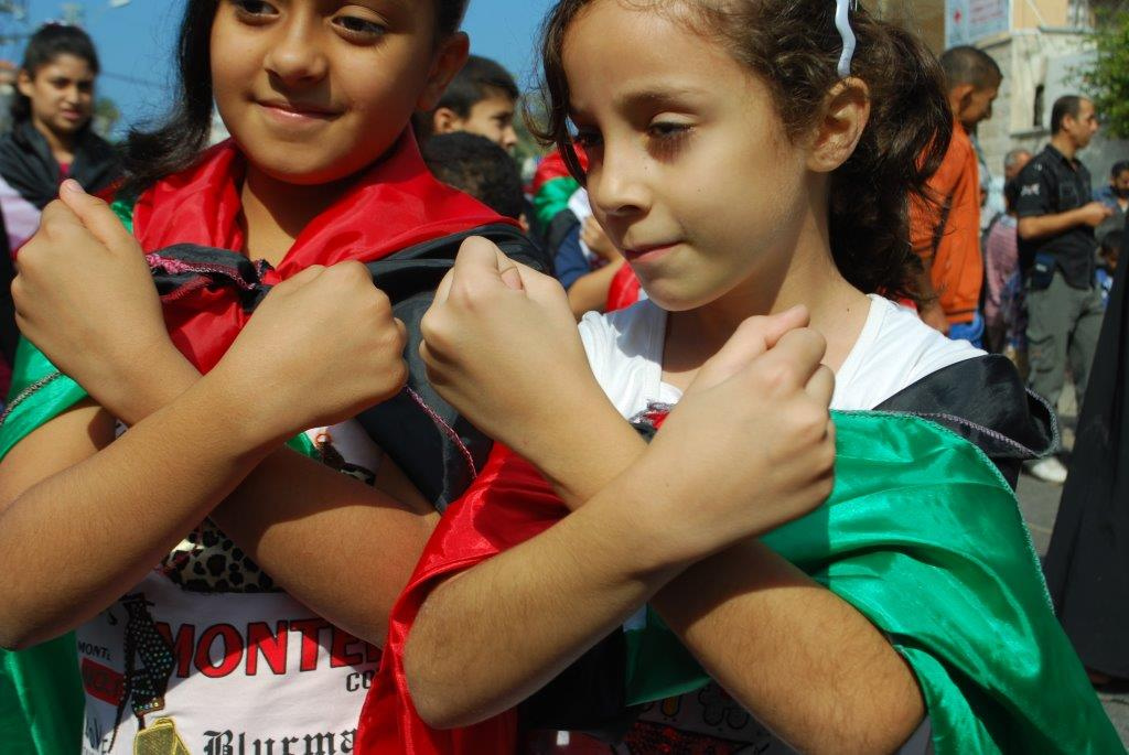 Photos: Gaza supporters rally for Alaa Hammad, keep weekly vigil for Palestinian detainees