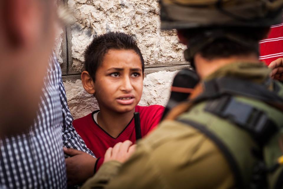 VIDEO: One month for schoolchildren in Hebron: stun grenades, tear gas, and detentions