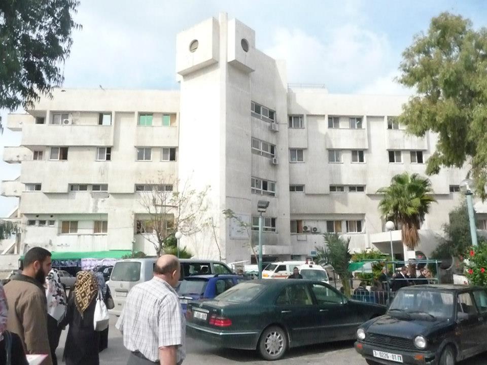 As Israel targets the wounded, international volunteers to stay at al-Shifa hospital