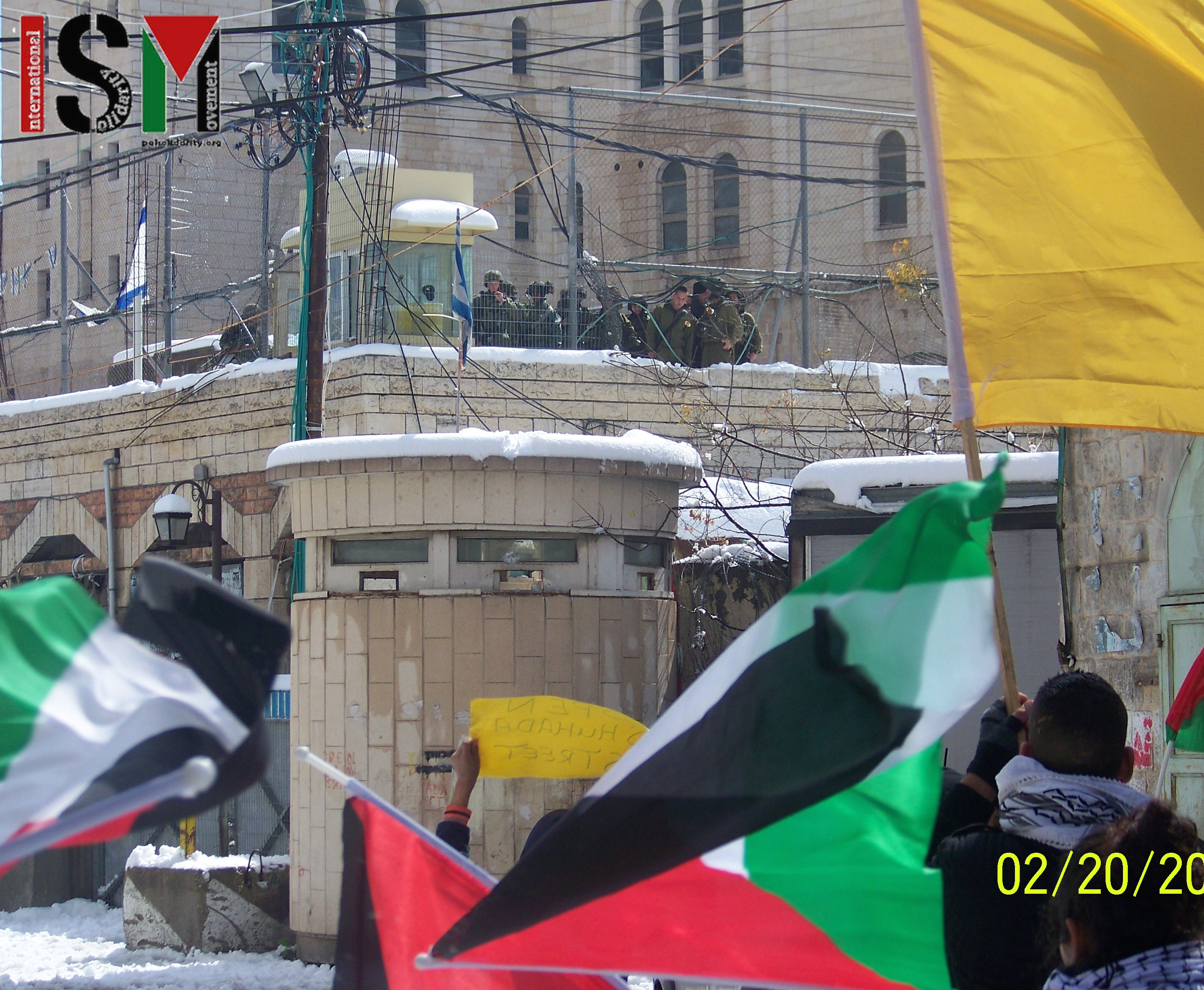 Open Shuhada Street, demand Palestinian demonstrators