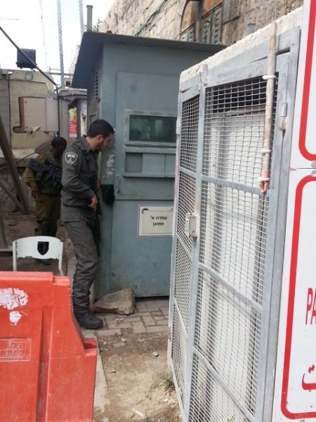 Israeli forces detained a young Palestinian man in a small metal box and trapped him inside by placing a stone against the door. 