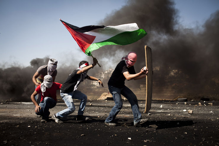 New stun grenades used at Ofer military prison demonstration