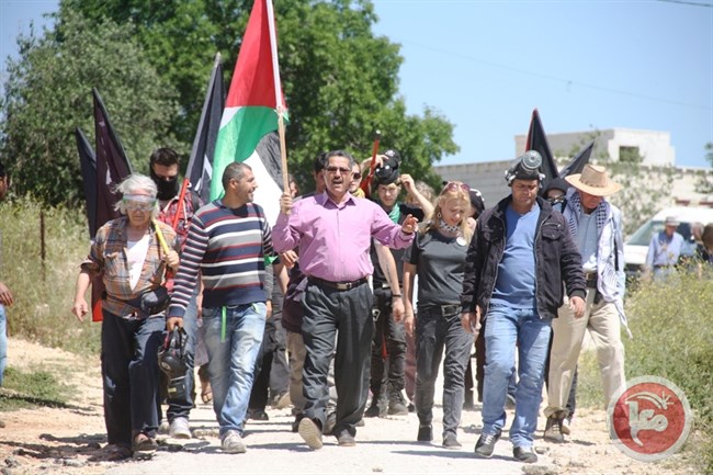 Bil’in Land Day demonstration met with violence, long-range tear gas