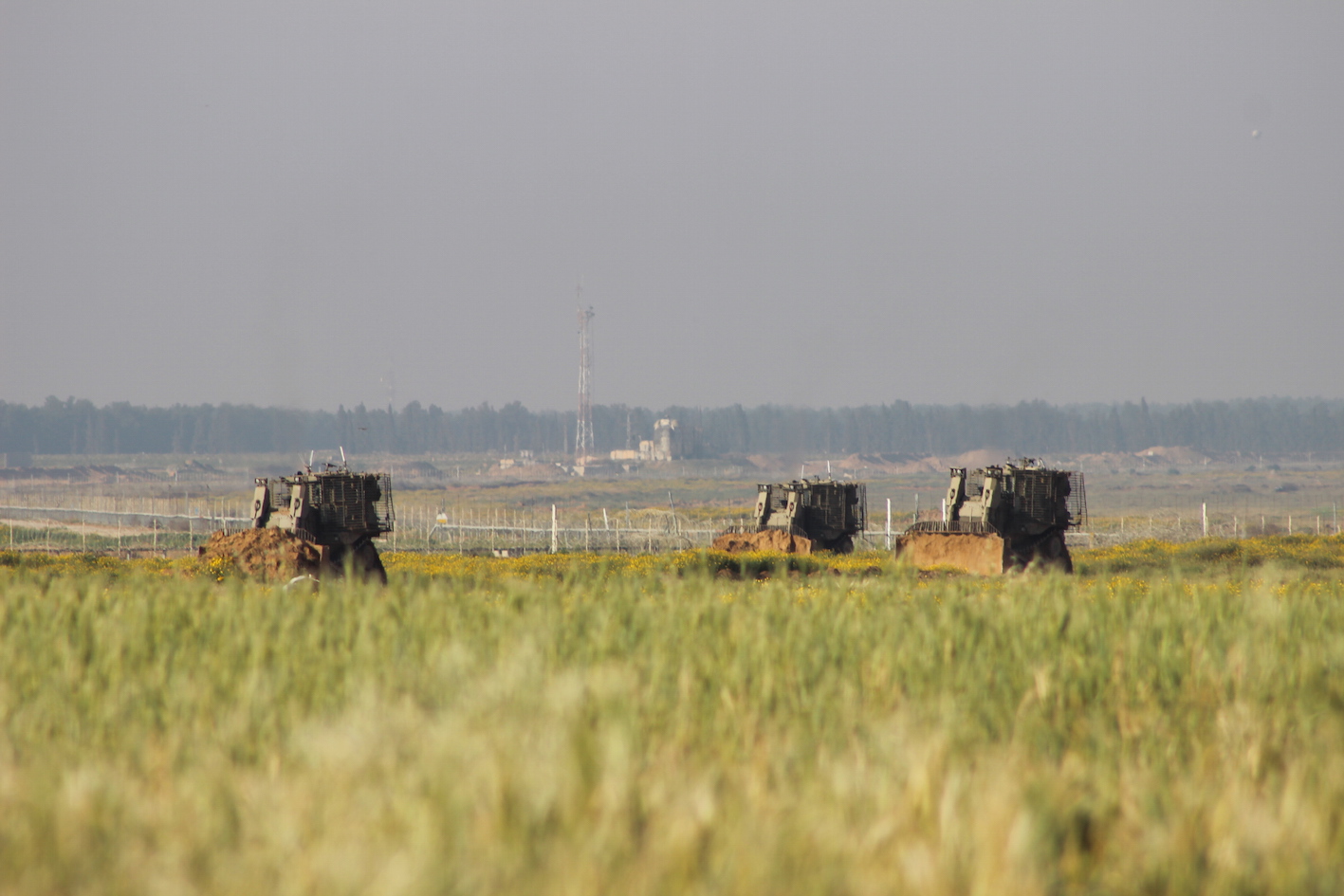 Israeli military destroys agricultural lands in Gaza