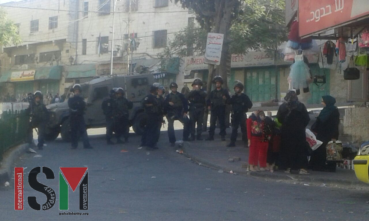 Israeli forces shut down Palestinian street for Sukkot tour in occupied al-Khalil