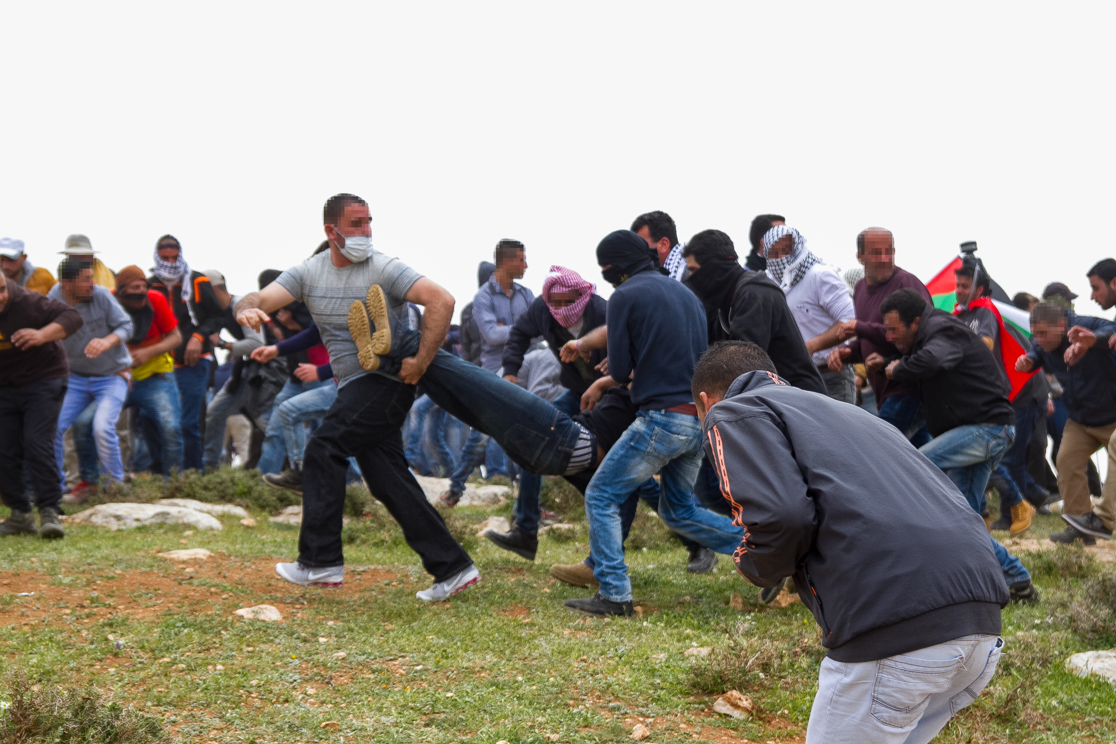 Palestinians shot with live ammunition during demonstration near Al-Mughayyir