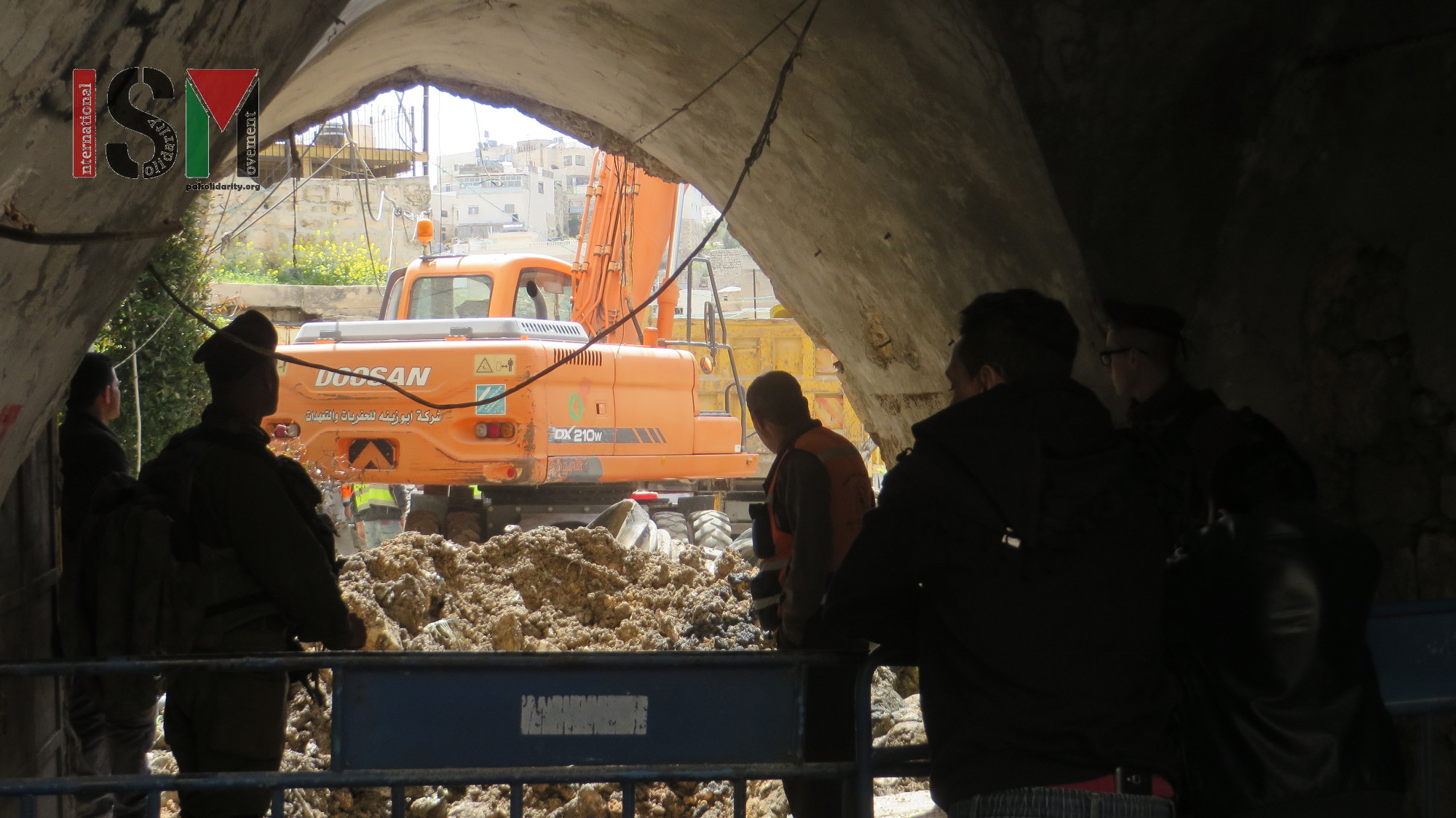 Long-awaited maintenance works offer rare sight for Palestinians in al-Khalil