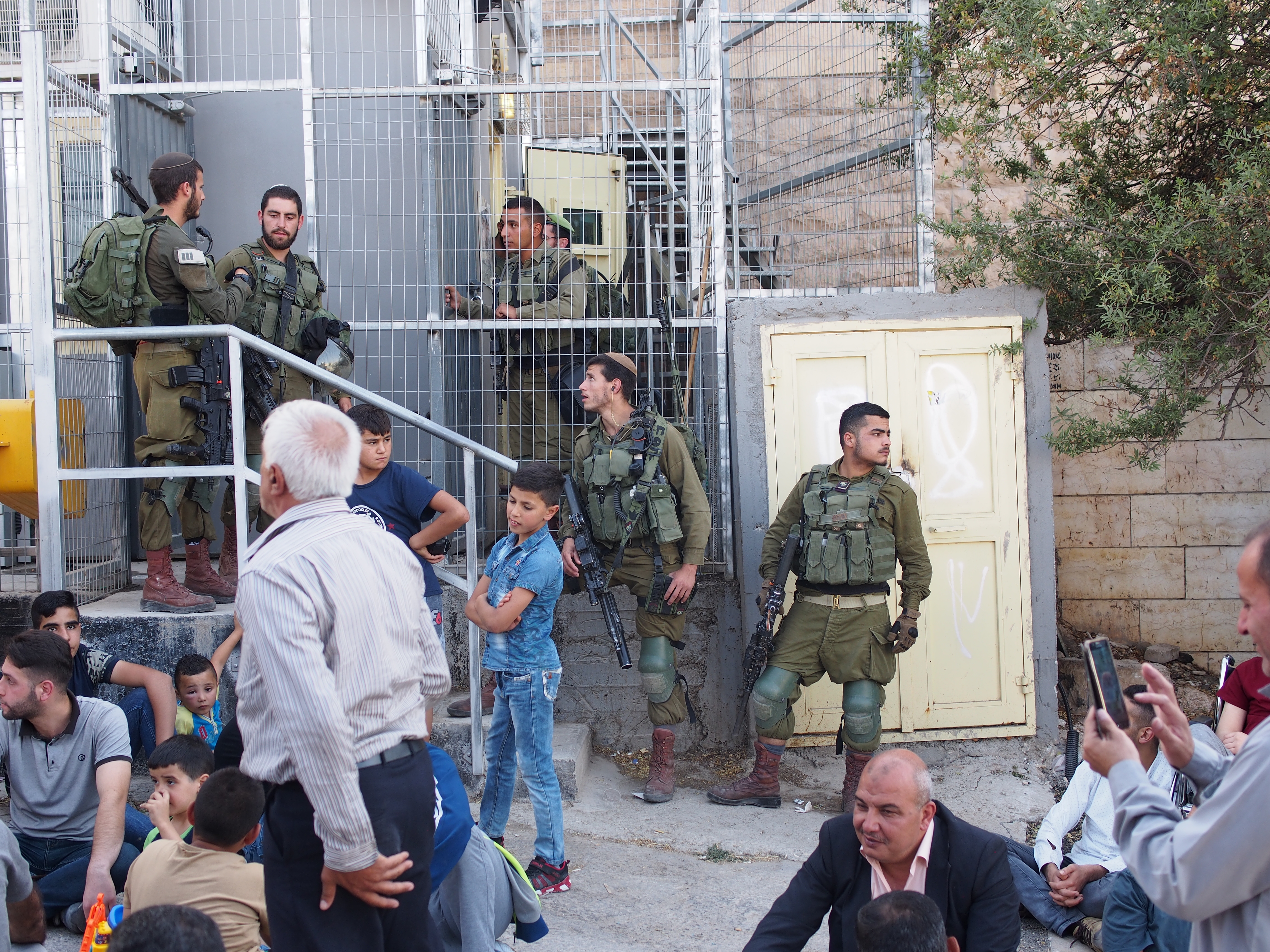 Residents of Tel Rumeida participate in two sit-ins at checkpoints to demonstrate against increased harrassment in the area