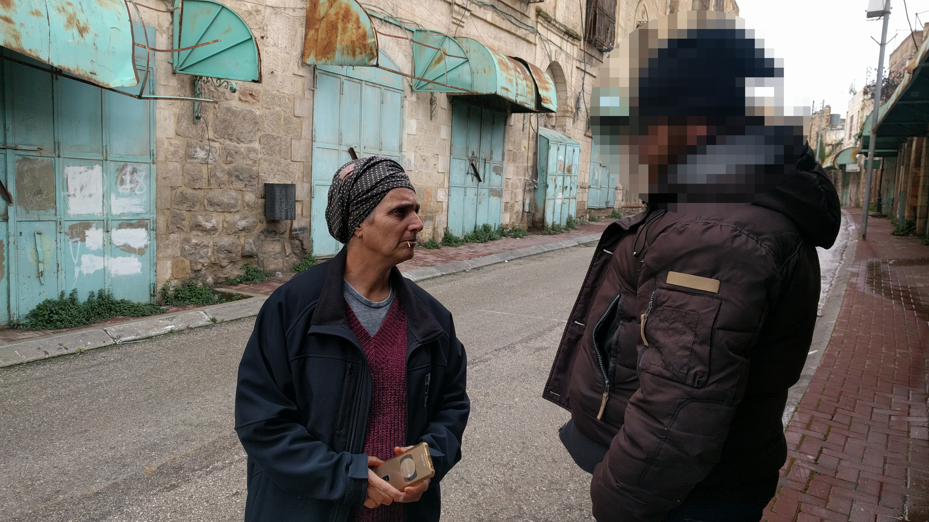 Anat Cohen assaults ISM volunteers in Al-Khalil (again)