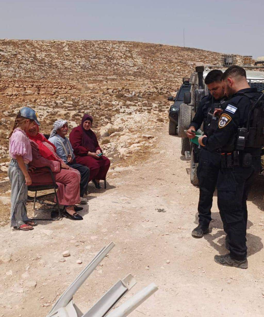A Palestinian family menaced by the Israeli army